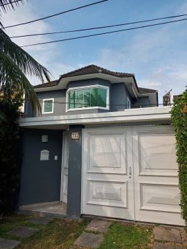 IVS IMOBILIARIA ALUGA CASA EM VARGEM PEQUENA