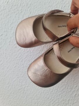 Sapatilhas Douradas para Bebê - Toey Joey