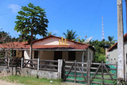 Casa a 450m da praia, área de 264m2, 3 quartos, 1 suíte - Japaratinga AL
