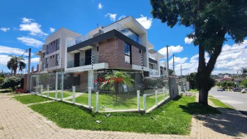 Triplex alto padrão na região do boa vista