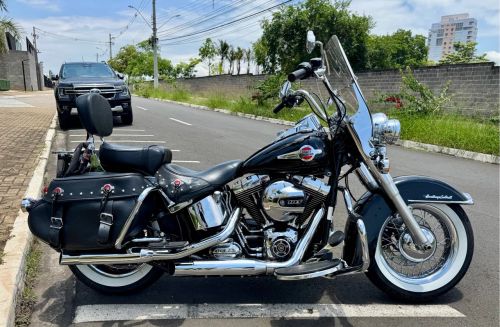 Vendo Heritage Classic 2017 Preta. 