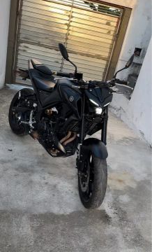 Yamaha MT-03 2023 - Impecável