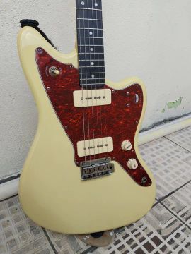 Tagima TW61 Woodstock Jazzmaster - Só para Manaus.