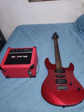 Vendo Guitarra Yamaha RGX121Z