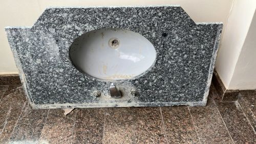 Pia de granito para banheiro ou lavabo cinza andorinha 