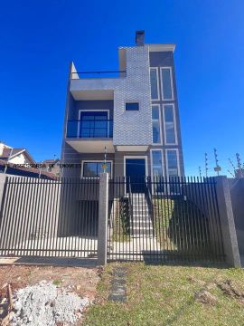Sobrado Geminado Alto Padrão para Venda em Curitiba, VISTA ALEGRE, 3 dormitórios, 1 suíte,