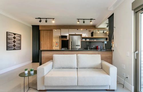 Apartamento de 1 suíte no Centro de Florianópolis próximo ao Colégio Catarinense
