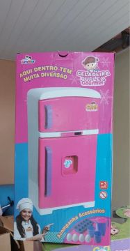 BRINQUEDO GELADEIRA GRANDE