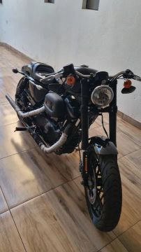 Harley Davidson Roadster 1200