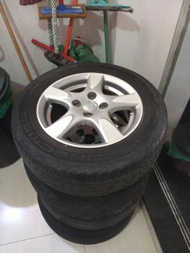 Jogo de Rodas 14 polegadas Honda Fit 04/08