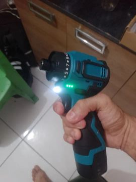 Parafusadeira 18 volts moto BL sem escova  promoção 180
