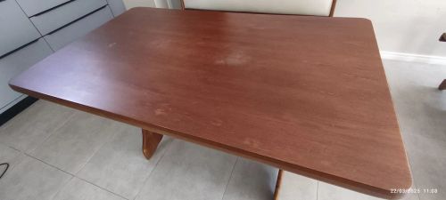 Mesa de Jantar com banco baú e 2 cadeiras