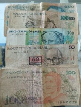 27 Notas originais antigas nacionais