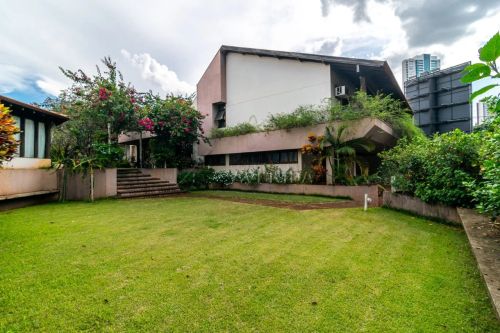 Casa à Beira do Lago com 04 quartos - 1300m² Jardim do Lago em Londrina