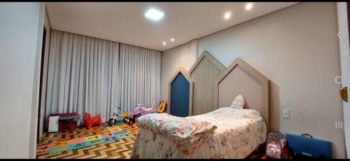 Apartamento de 138m² internos, amplo, 2 suítes no Centro de Cascavel