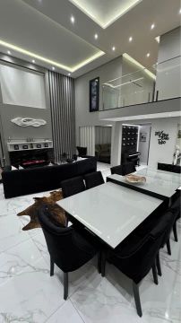 Casa Espetacular Porteira Fechada em Condomínio de Alto Padrão no Abranches 