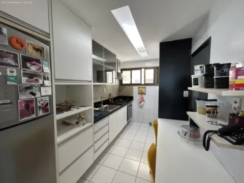 VENDO APARTAMENTO NO ELEGANCE GARIBALDI CLUB 3/4