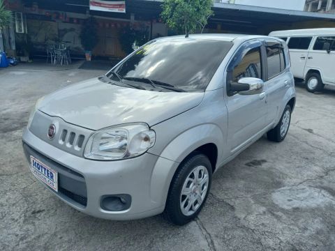 Fiat Uno 1.0 Evo Vivace 8V Flex 4P Manual