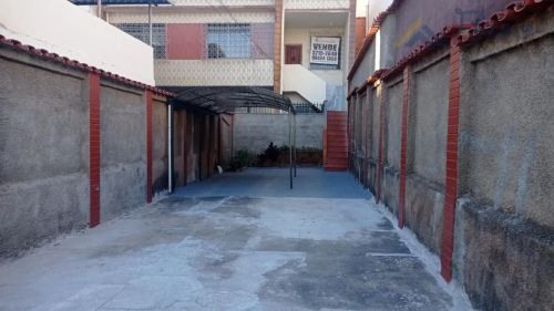Casa com 3 quartos em Santos Anjos