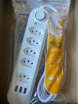 Tomadas Inteligentes 4 Saídas + 3 USB 2500W