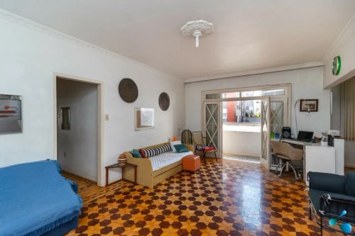 Apartamento em Rua Santo Antônio - Floresta - Porto Alegre/RS
