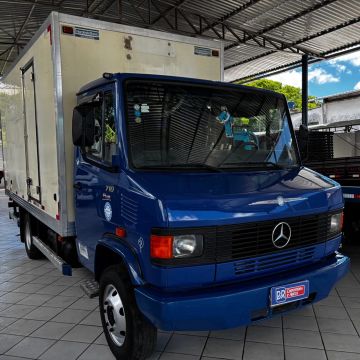 Mercedes MB 710 2011 Toda Original 180mil km