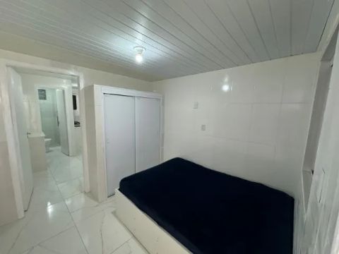 Alugo kitnet 1 quarto em Balneário Camboriú