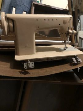 Máquina de costura Singer