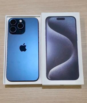 iPhone 15 Pro Max Azul-Marinho 256GB - Semi Novo!