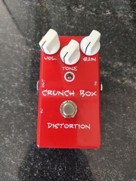 Pedal Crunch Box Distortion MI Effects para Guitarra 