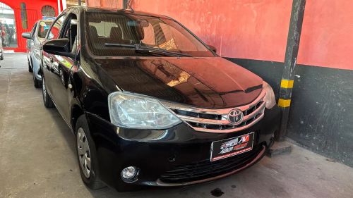 Toyota Etios 2016 1.3 1 mil entrada Aércio veículos hv