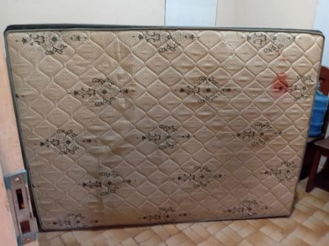 Venda de Cama casal usada