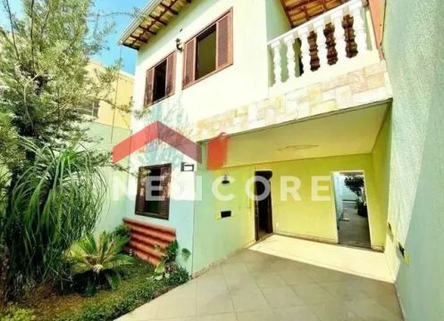 Casa em Rua Desembargador Aníbal Pacheco - Serrano - Belo Horizonte/MG