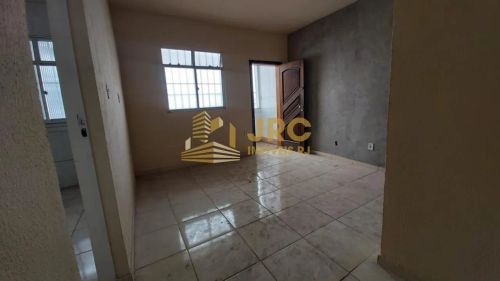 Casa de vila com 4 casas em Olaria - Rio de Janeiro - RJ