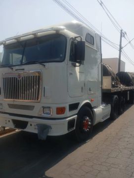 Caminhão Internacional 9800 - 2012