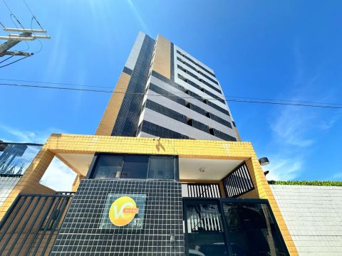 Apartamento beira mar Imóvel a venda com 75 metros quadrados com 3 quartos em Centro - Mac