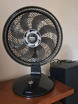 Ventilador de Mesa Philco 17W Turbo