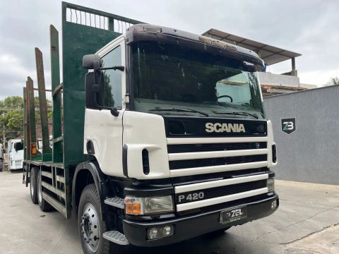 Caminhão Scania P420 6x4 Transporte de Madeira