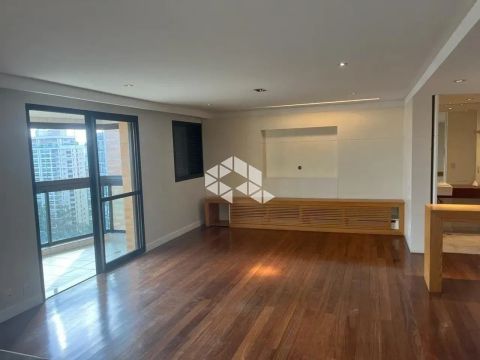 Apartamento com 3 suítes à venda, 192 metros quadrados e 4 vagas, Villaggio de Panamby - S