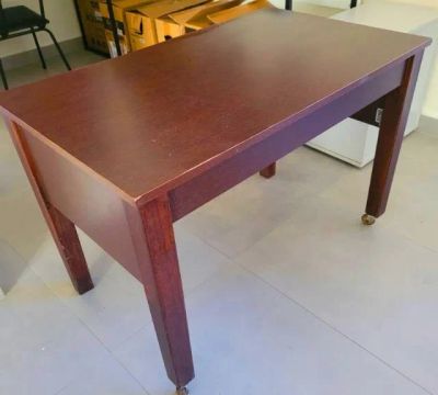 Mesa  -Com Rodinha Medida 60x100x70