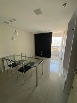 Apartamento reformado 2 quartos no bairro da Graça