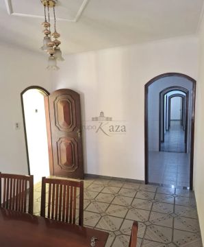 Oportunidade - Casa - Cidade Morumbi - 3 Dormitórios - 94m².