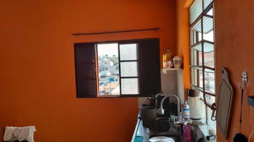 Oportunidade Única! Terreno com Edícula Pronto para Morar ou Investir!