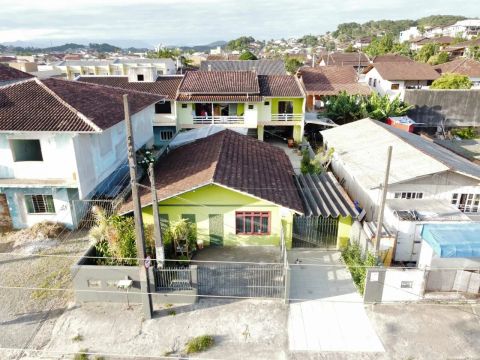 Casa e Sobrado R$6.000,00 de renda. 