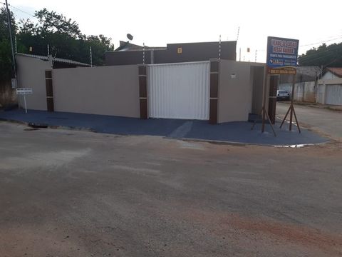 Casa Com Piscina 3 quartos 1 Suite Prox SHopping