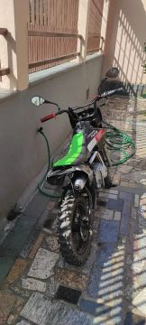 Mini moto de trinha