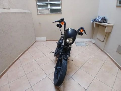 Vendo ou troco Harley Davidson Iron 1200 2019