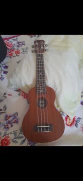 Ukulele soprano com bolsa