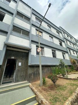 Apartamento com 3 dormitórios à venda, 82 m² por R$ 389.000,00 - Centro - Juiz de Fora/MG