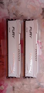 Kit de Memória RAM HyperX Fury 16GB DDR4 2666MHz